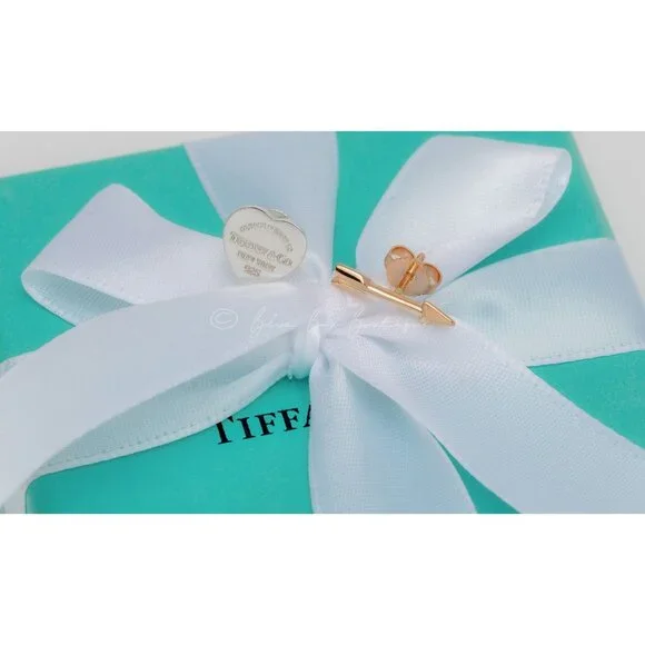 Tiffany & Co. Return to Tiffany Lovestruck Heart Arrow Stud Earrings Gold Silver - Picture 3 of 6